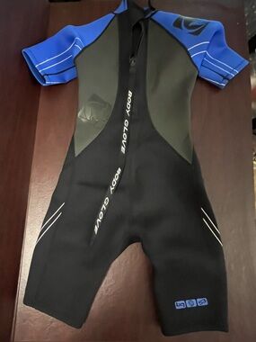 Body Glove Youth Black with Blue Short-Sleeve Rash Guard